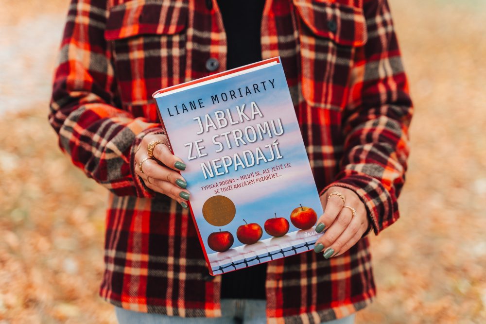 Liane Moriarty - Jablka ze stromu nepadají, foto: LUXOR
