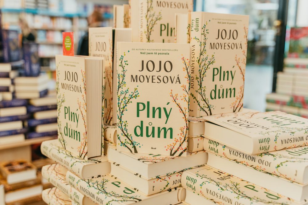 Plný dům - Jojo Moyesová Recenze