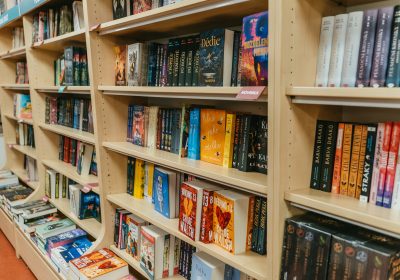 PRVŮODCE SVĚTEM MODERNÍ ROMANTIKY