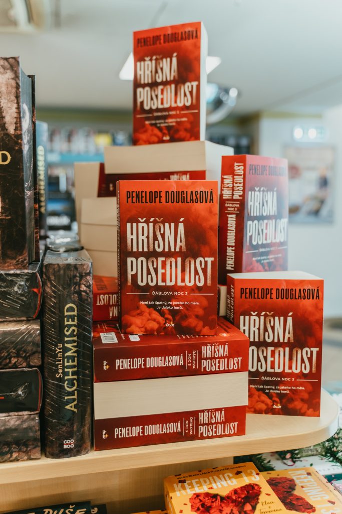 Temná, intenzivní a emočně náročná: Recenze knihy Hříšná posedlost 3 20260417 Luxor 3