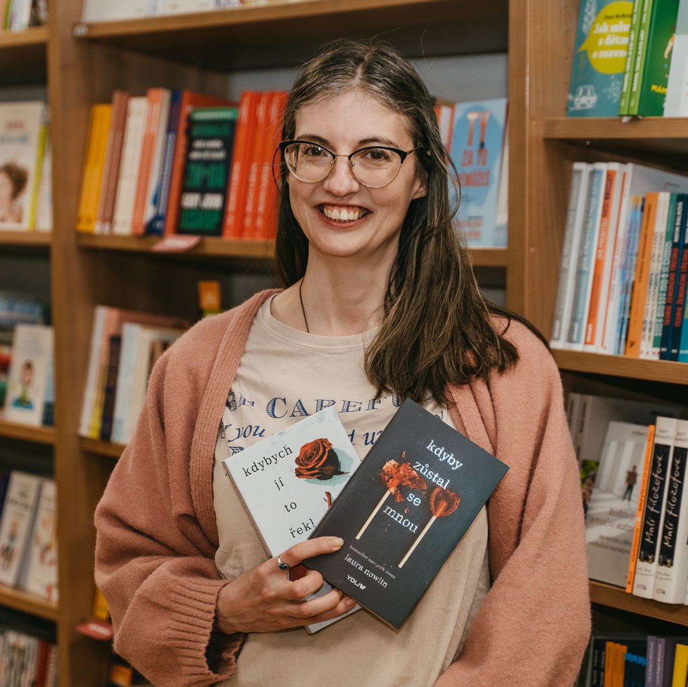 O lásce, ztrátách a Kafkovi: Rozhovor s Laurou Nowlin 2 20260428 Laura Nowlin Luxor 3 edited