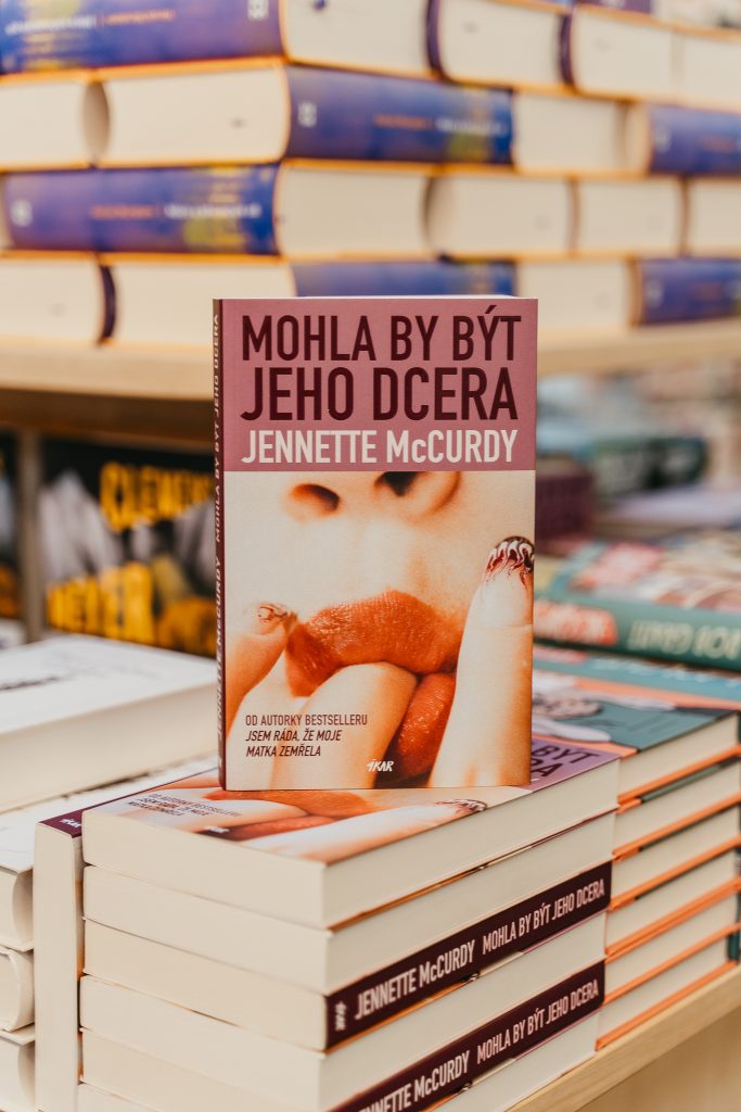 On chce ji, ona jeho – co když se nakonec zničí? Recenze knihy Mohla by být jeho dcera 3 20260827 Luxor 19