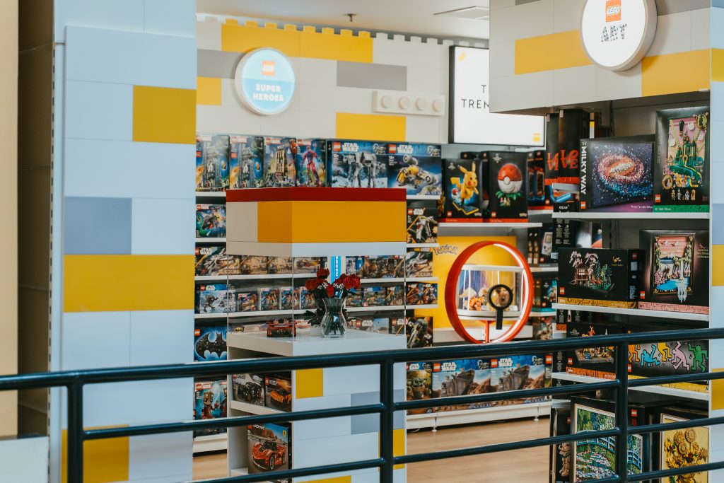 V Paláci knih Luxor otevřela nová velká zóna od značky LEGO®! 8 20261012 Luxor Lego sekcekavarna 110