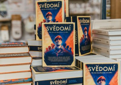 Svědomí: Naléhavá kniha o odvaze, cti a odpovědnosti