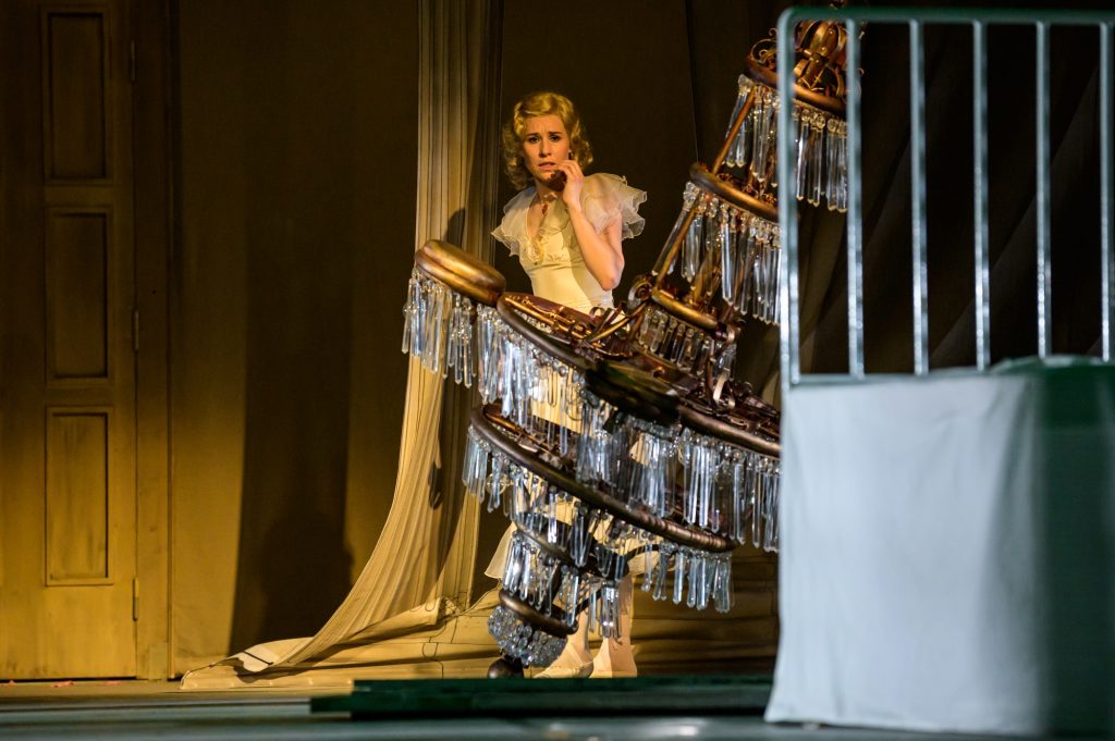 BaletND Tramvajdostanicetouha 2022 fotoSergheiGherciu 13 12 Tram 1 Generalka 58