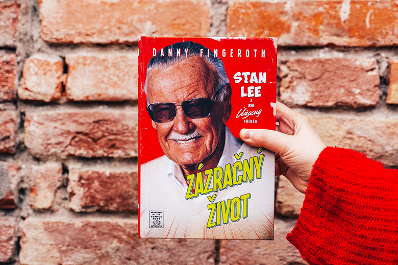 Stan Lee recenze