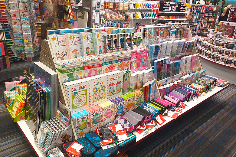 S Luxorem i v papírnictví jako doma! 3 papir3