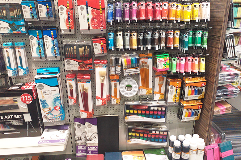 S Luxorem i v papírnictví jako doma! 4 papir4