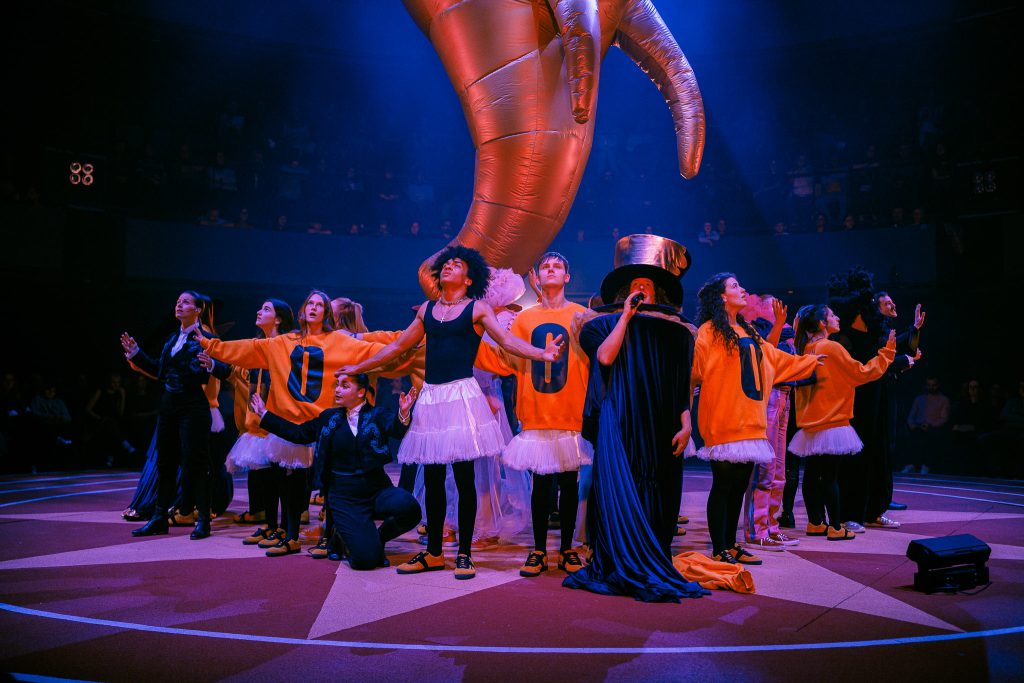 spirala HumanZOO premiera 2048px JanHromadko 1056